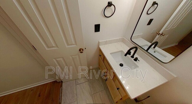 Building Photo - 8502 Starbrite Court