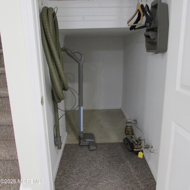 Building Photo - 29 Tall Oaks Ct