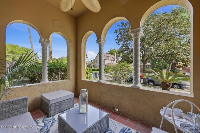 Building Photo - 1786 Challen Ave