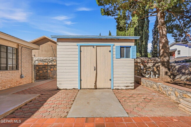 Building Photo - 2356 Juliette Low Dr