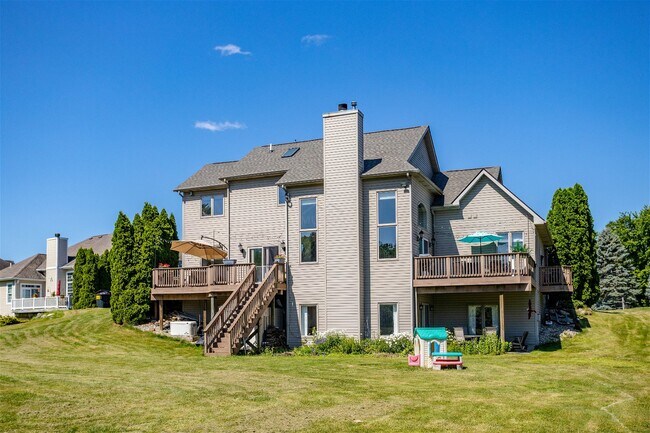 Building Photo - 3071 Park Drive, Brighton, MI 48114 - 4 BR...