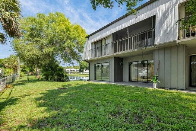 Building Photo - Exceptional two-bedroom, two-bath property...