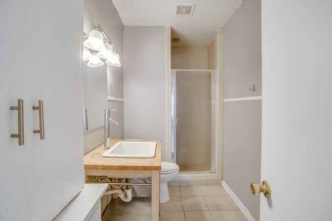 Building Photo - Pre-leasing for June!