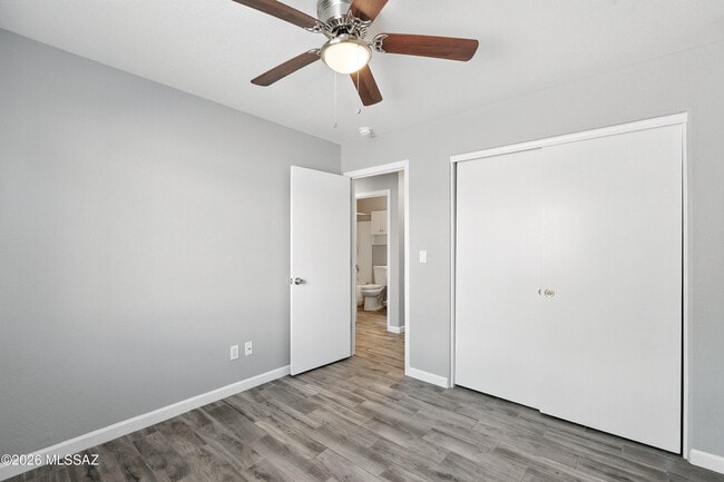 Building Photo - 8515 Placita De Lorena