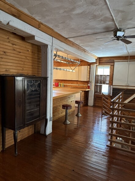 Walking into the kitchen - 15 Wabank Rd