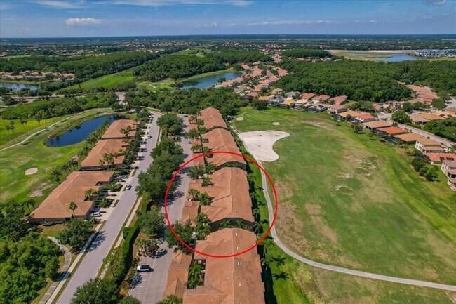 Building Photo - 819 Fairwaycove Ln
