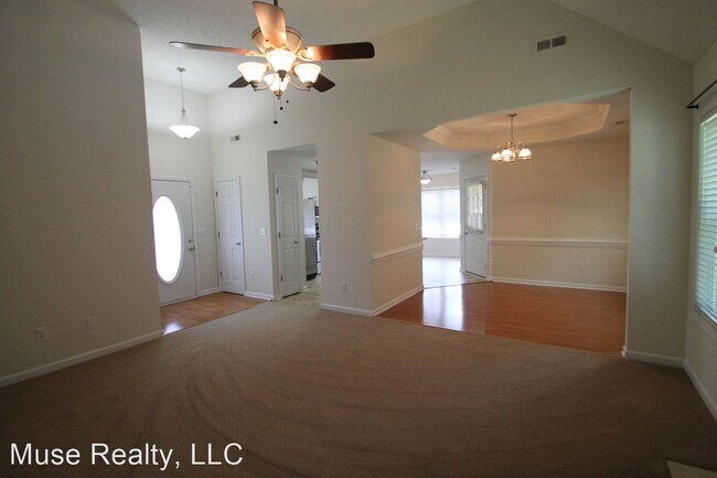Building Photo - 3 br, 2 bath House - 417 Swallowtail Court
