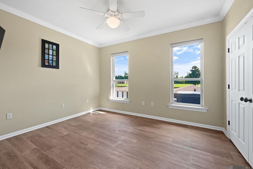 Building Photo - 12066 River Highlands Dr