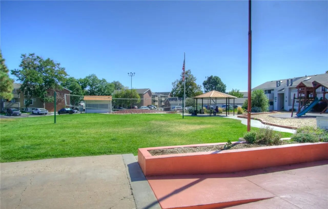 Building Photo - 10150 E Virginia Ave