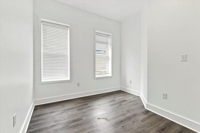 Building Photo - 2BR/3BA Home | North Philly