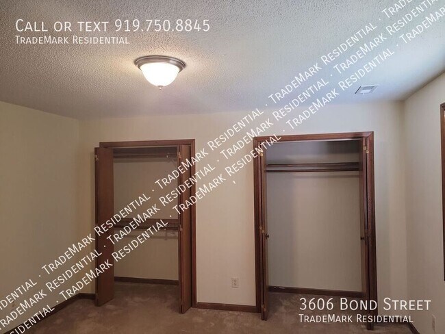 Building Photo - 3606 Bond St