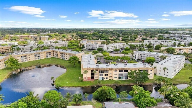Building Photo - 8345 Sunrise Lakes Blvd