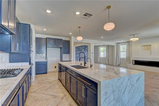 Building Photo - 6390 Montrose Park Ct