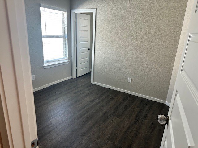 Building Photo - 21723 Springhill Grove Ln