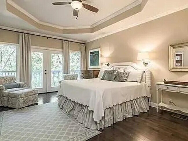 Building Photo - 5607 Courtyard Dr