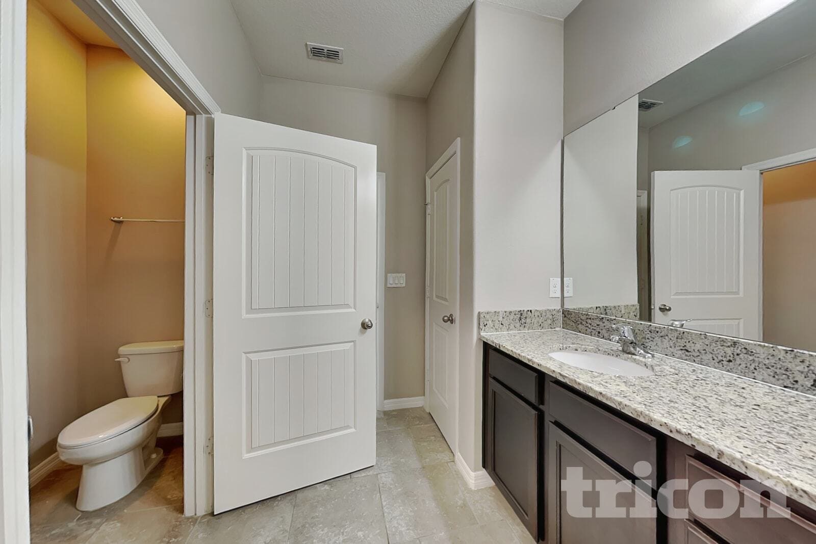 Building Photo - 112 Waterside Cir