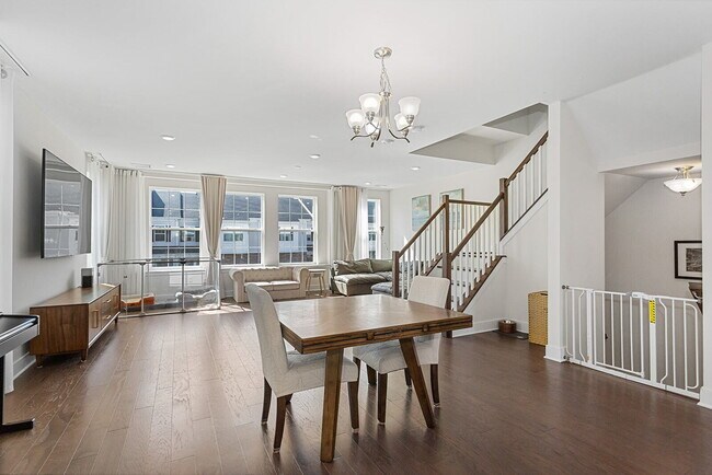 Building Photo - 34 Colgate Dr