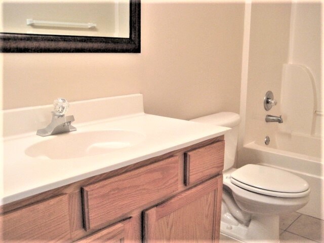 Building Photo - 7138 Arcastle Loop E