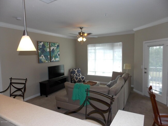 Building Photo - 8290 Park Way