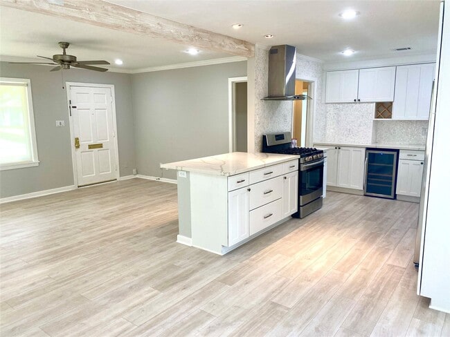 Building Photo - 1717 Althea Dr