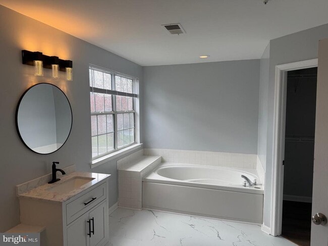 Building Photo - 3113 Eagles Nest Dr