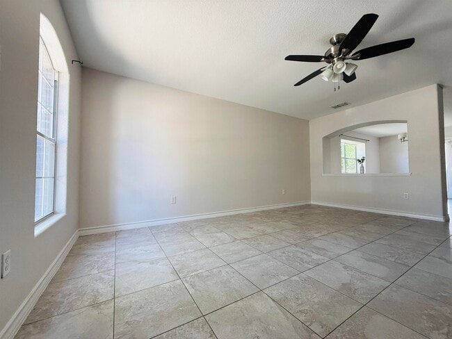 Building Photo - 2103 Dorado Dr