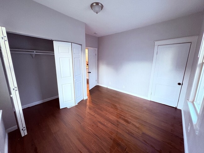 Building Photo - 2012 Schaeffer Pl