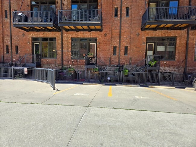 Building Photo - 2960 Inca St