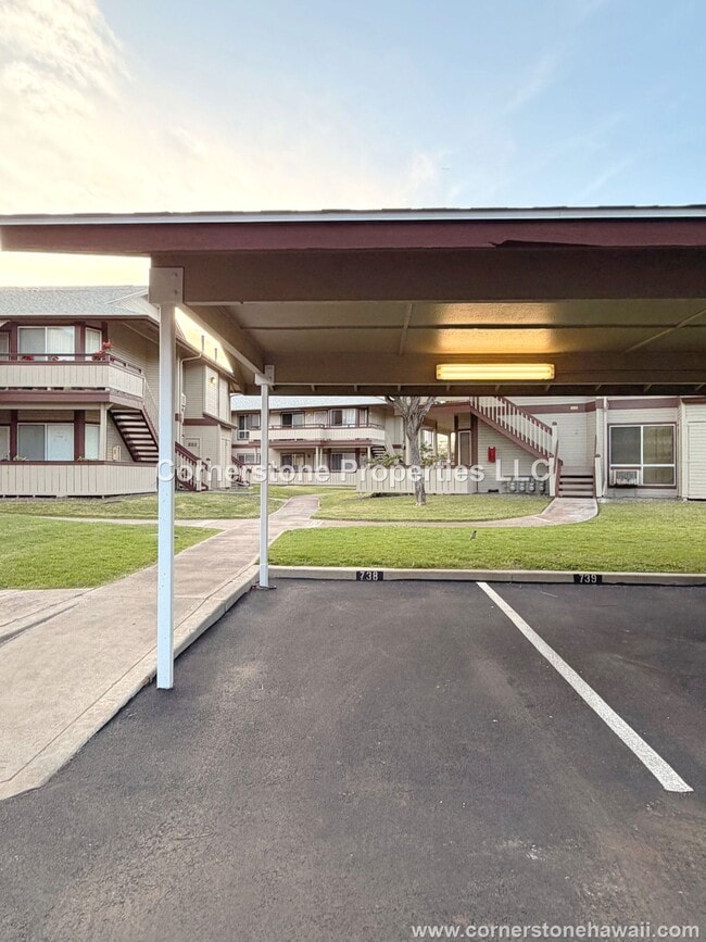 Building Photo - 91-525-525 Puamaeole St