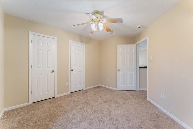 Building Photo - 1835 Taylor Creek Dr