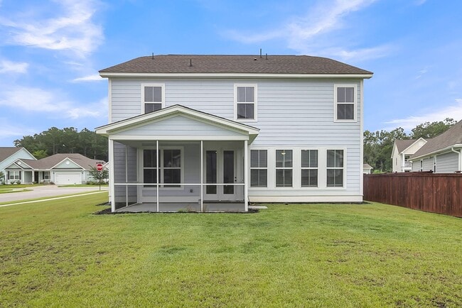 Building Photo - 687 Black Pine Rd