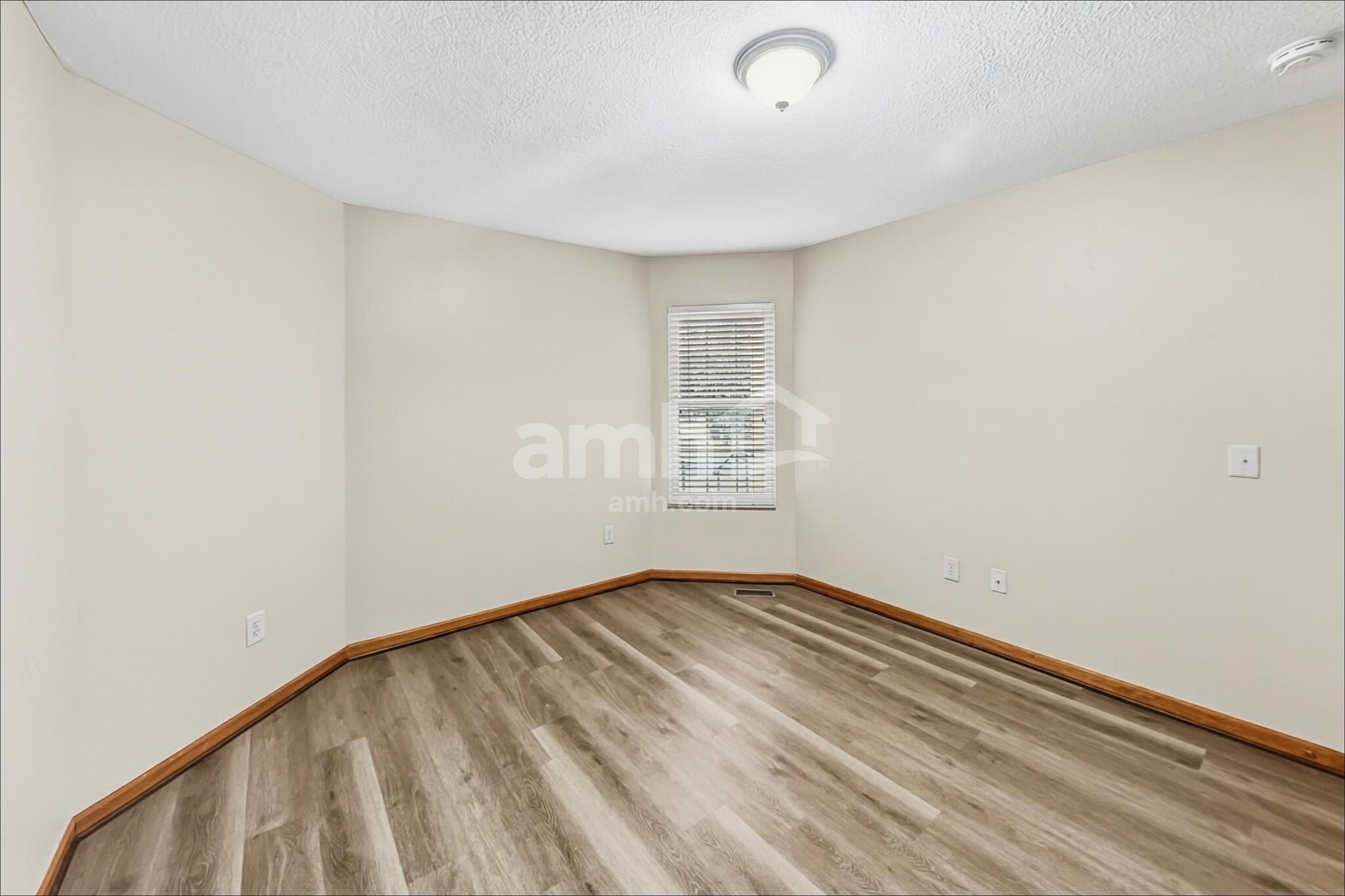 Building Photo - 1197 Mastell Dr