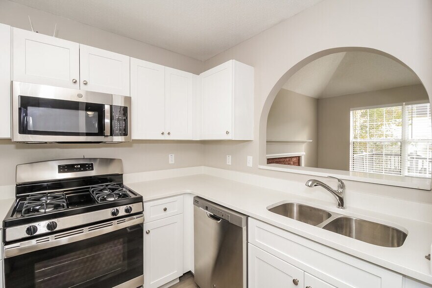 Building Photo - 4037 Rhinehart Ct