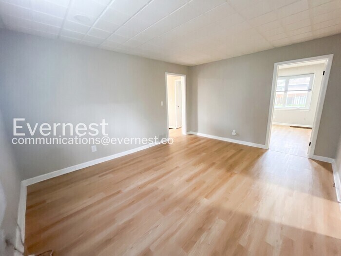 Building Photo - 67 N Harris Ave