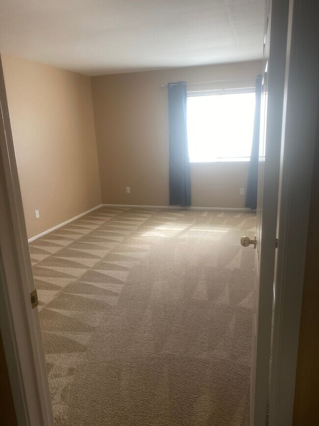 Building Photo - Coming Soon! Spacious 4 Bedroom + Loft Murrieta Home on Large Lot!