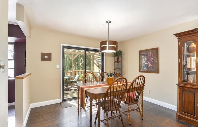 Building Photo - Beautiful 4 Bedroom Home in Midtown Fort Collins!
