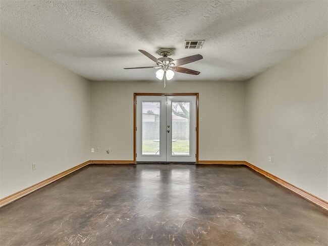 Building Photo - 1518 Boyd St