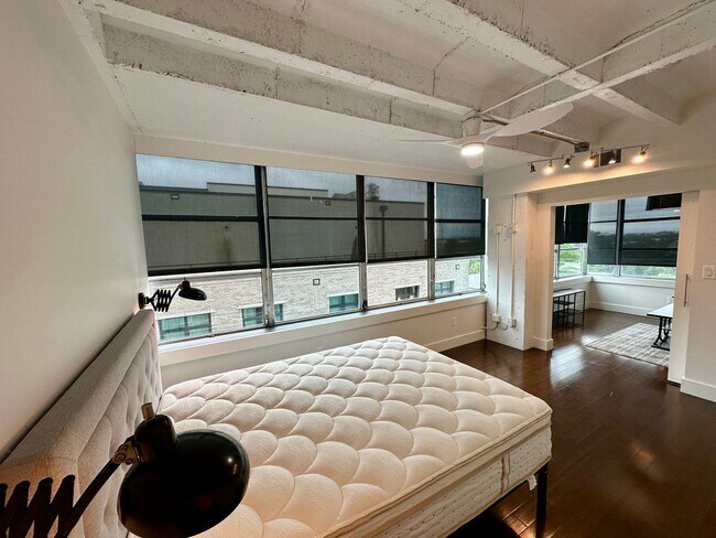 Building Photo - 1 BED | 1 BATH | DRAYTON TOWER