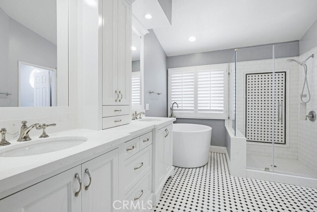 Building Photo - 34 Laconia