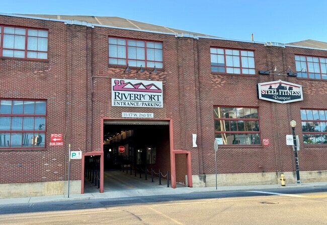 Building Photo - 11 W 2nd St