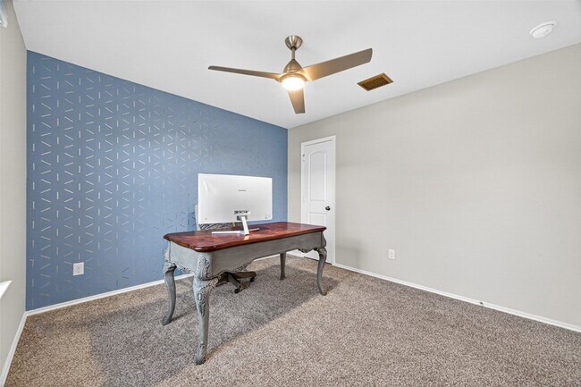 Building Photo - 40347 Blossom Vly Ln