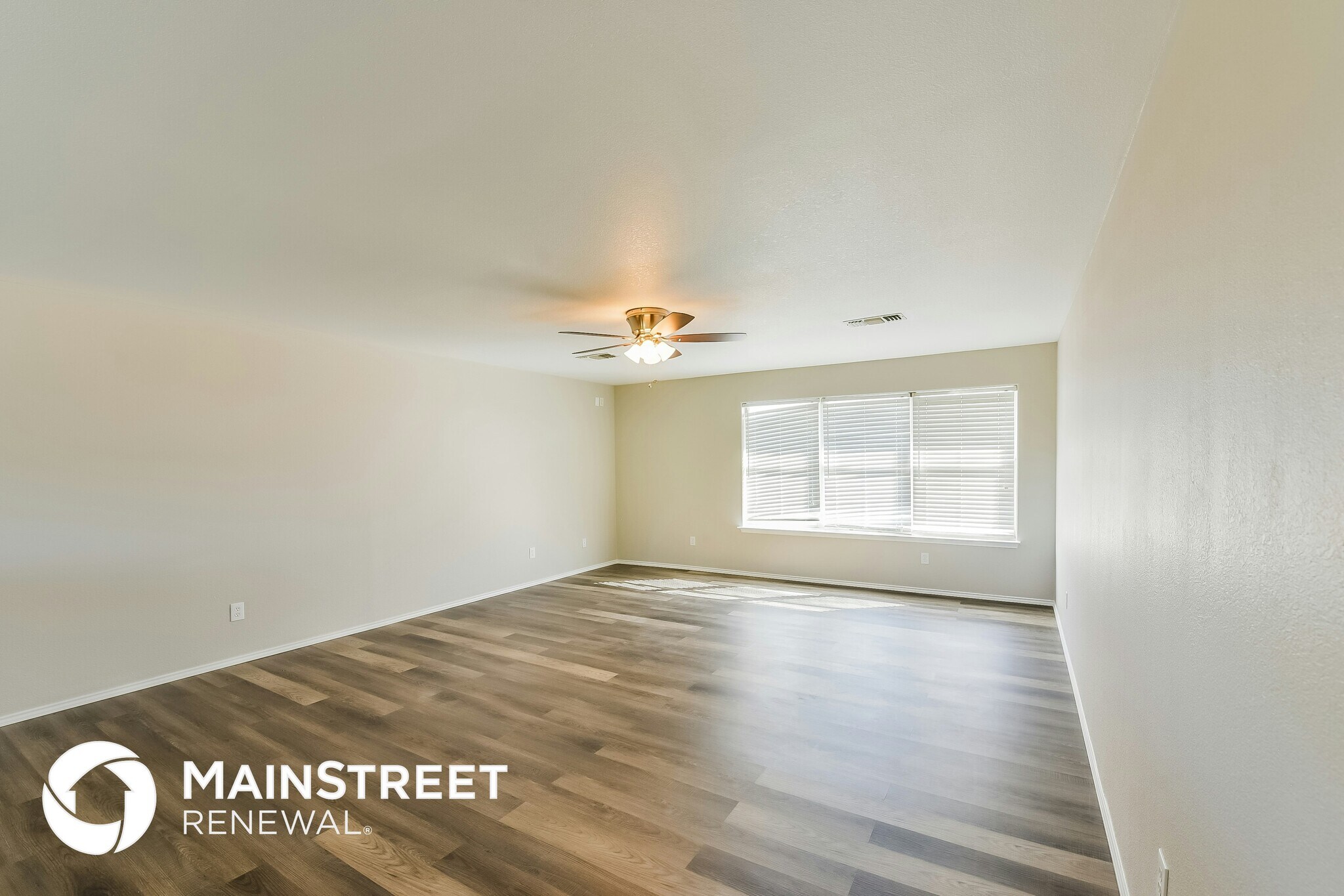 Building Photo - 3812 Periwinkle Dr