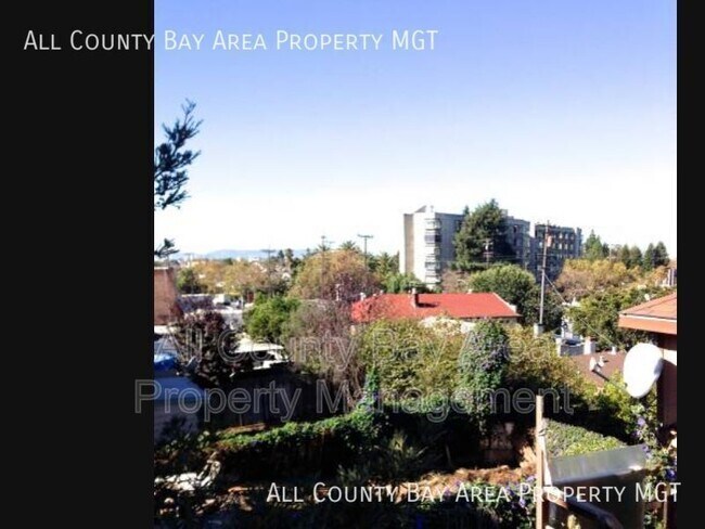 Building Photo - 2011 Crosby Ave