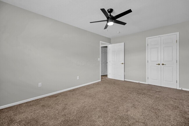 Building Photo - 206 Pioneer Cir