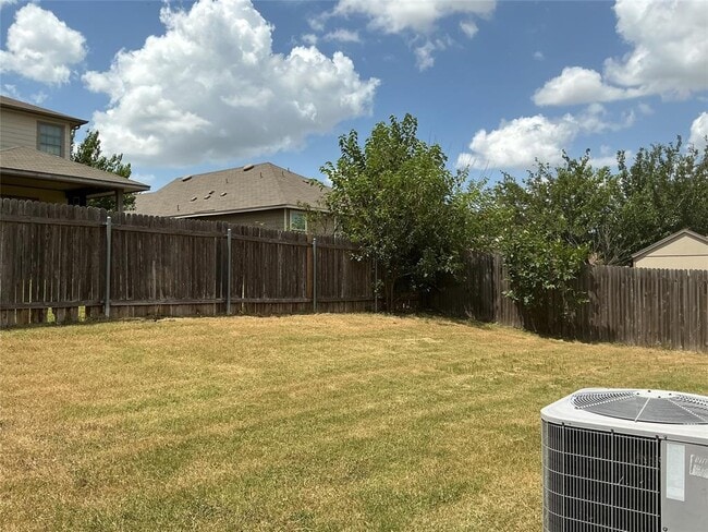 Building Photo - 122 Rummel Dr
