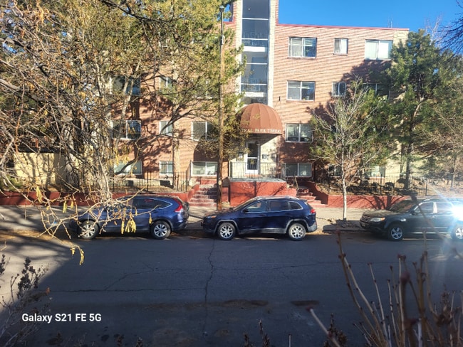 Primary Photo - 1170 N Ogden St