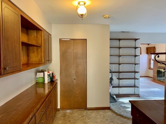 Building Photo - 213 N Berry Pine Rd