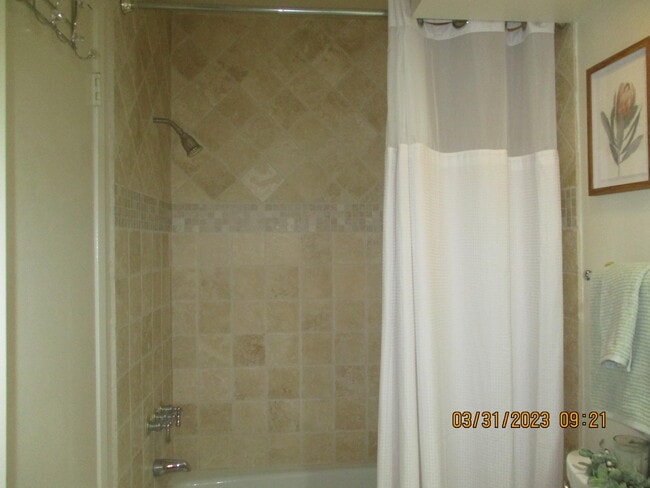 Building Photo - 73407 Foxtail Ln