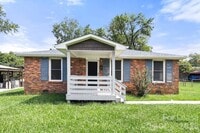Building Photo - 3829 Stonehaven Dr