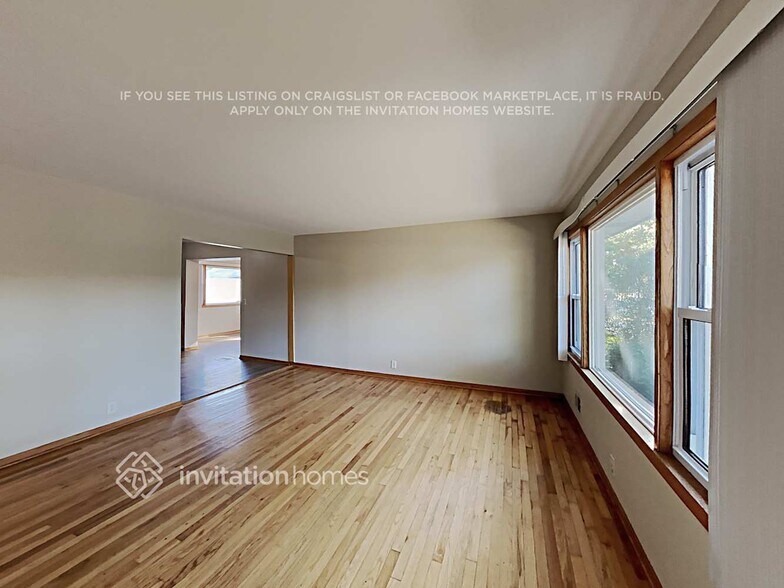 Building Photo - 8741 Sproat Ave